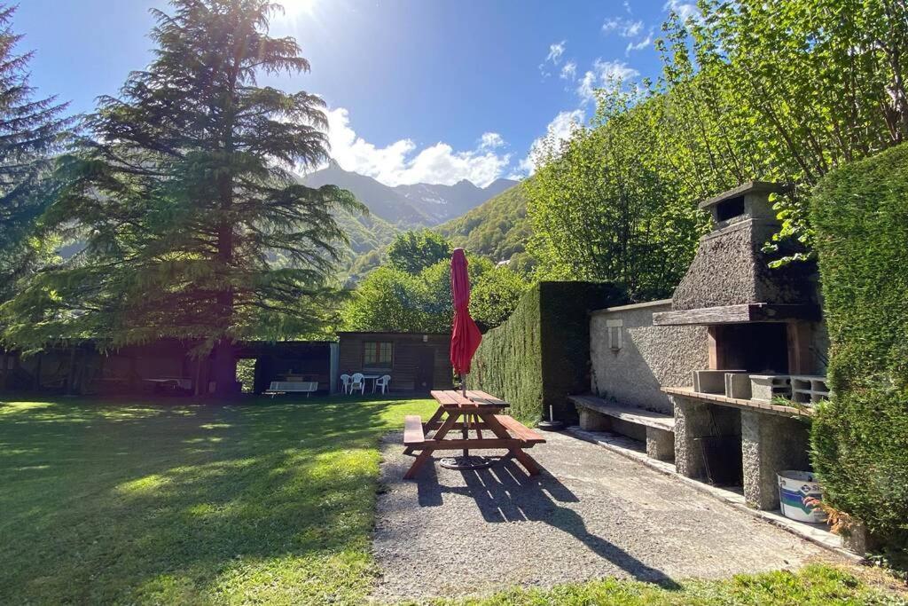 T2 Ensoleille. Terrasse Et Vaste Jardin Commun Apartment Cauterets Bagian luar foto