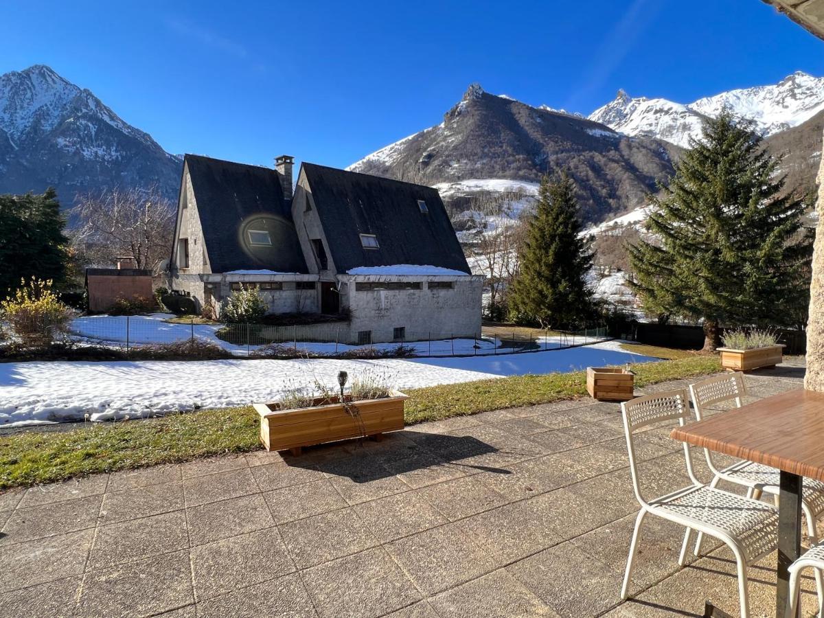 T2 Ensoleille. Terrasse Et Vaste Jardin Commun Apartment Cauterets Bagian luar foto