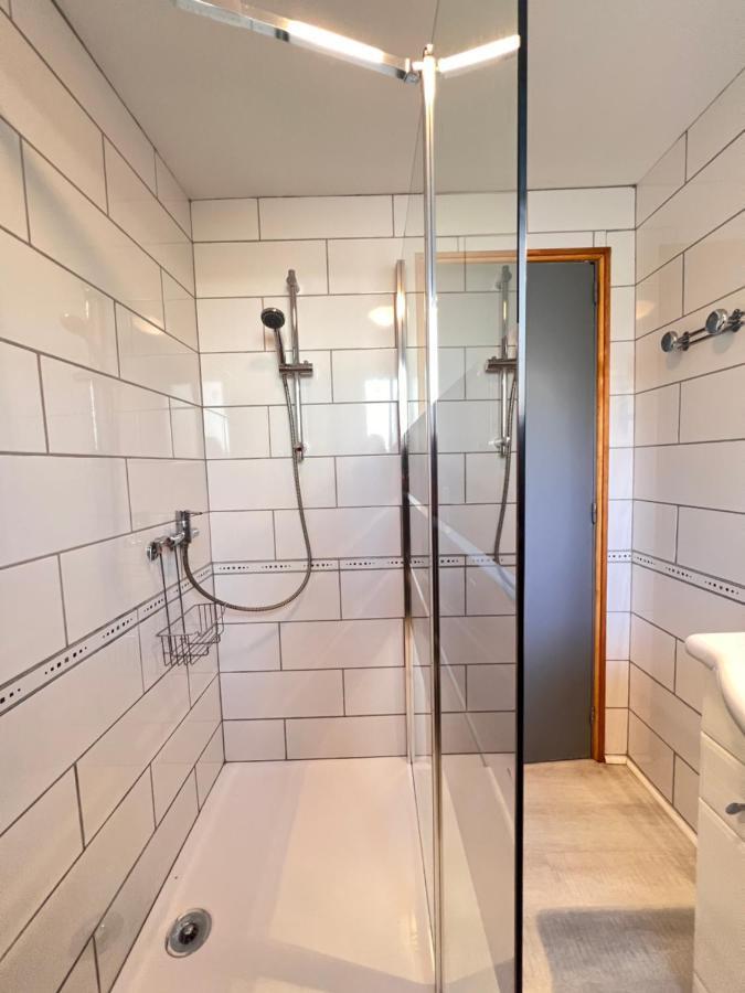 T2 Ensoleille. Terrasse Et Vaste Jardin Commun Apartment Cauterets Bagian luar foto